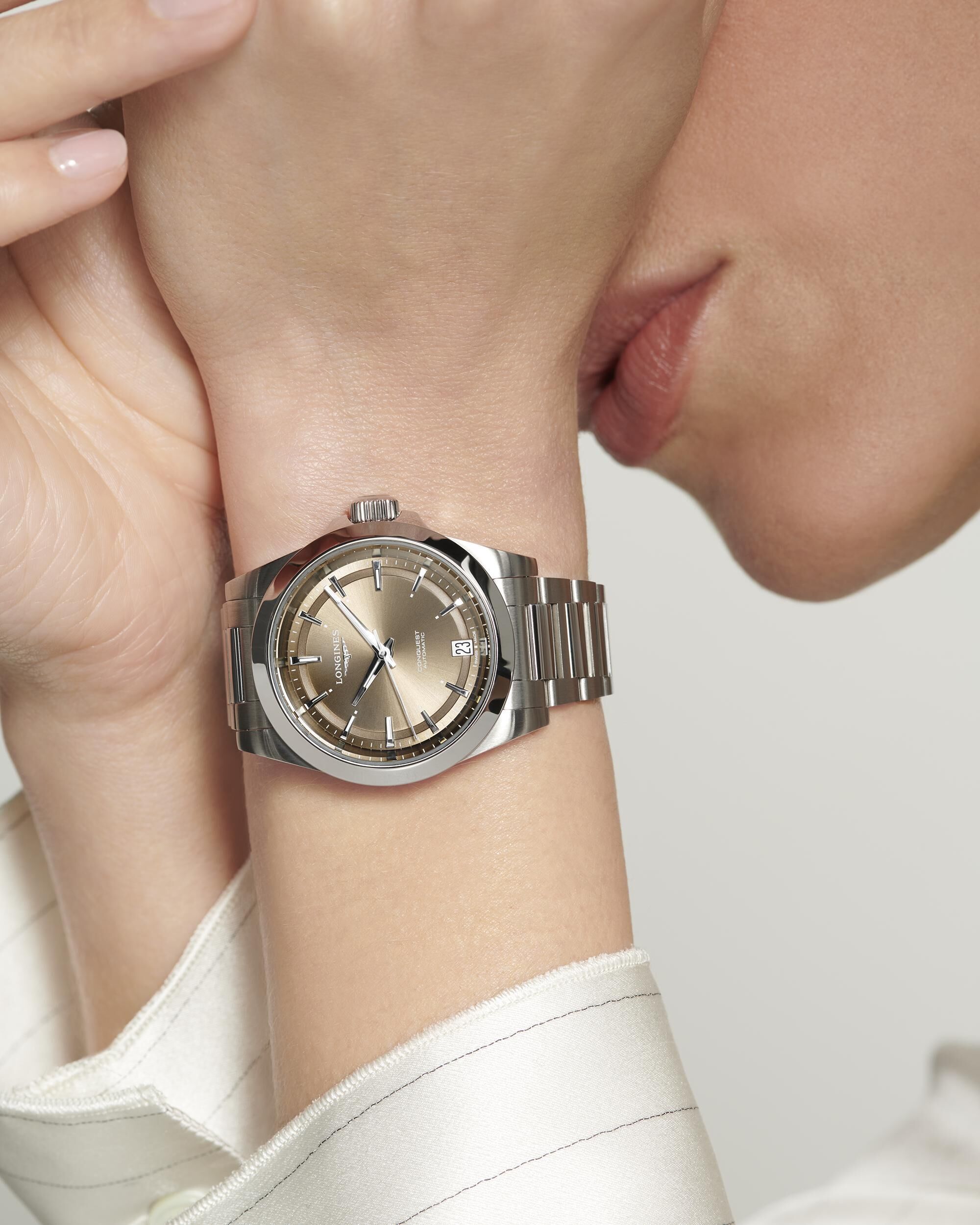 Longines Conquest Damenuhr L3.430.4.62.6