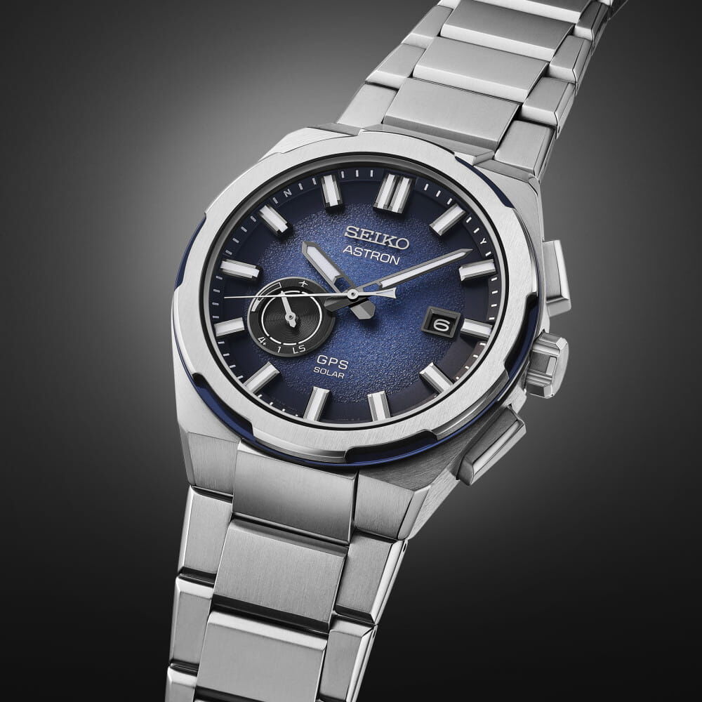 mann-uhr-astron-gps-solar-titan-blaues-zifferblatt Seiko Seiko Astron GPS Solar Chronograph Herrenuhr SSJ023J1