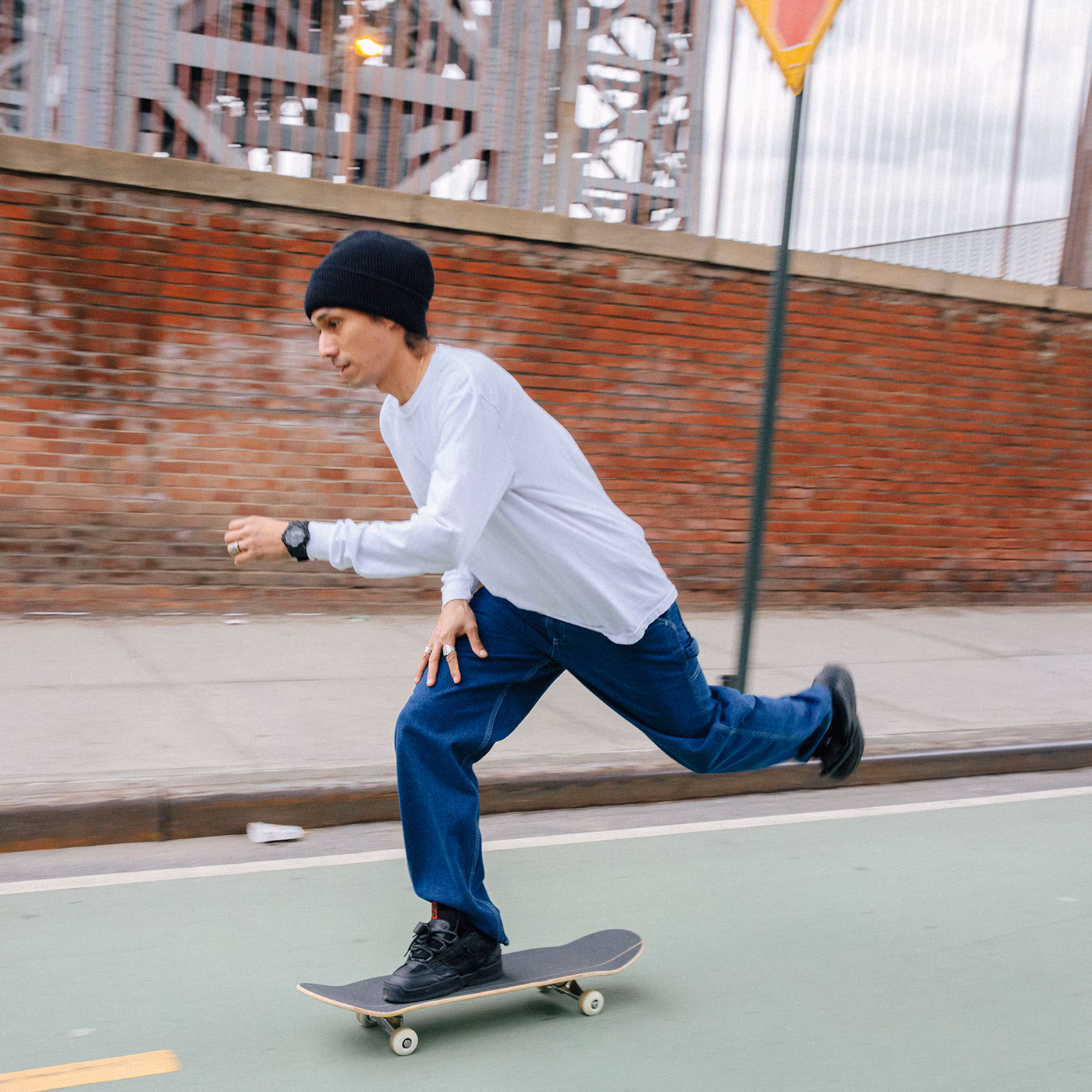 Casio G-Shock Protection GA-700BCE-1AER Casio G-Shock Protection GA-700BCE-1AER