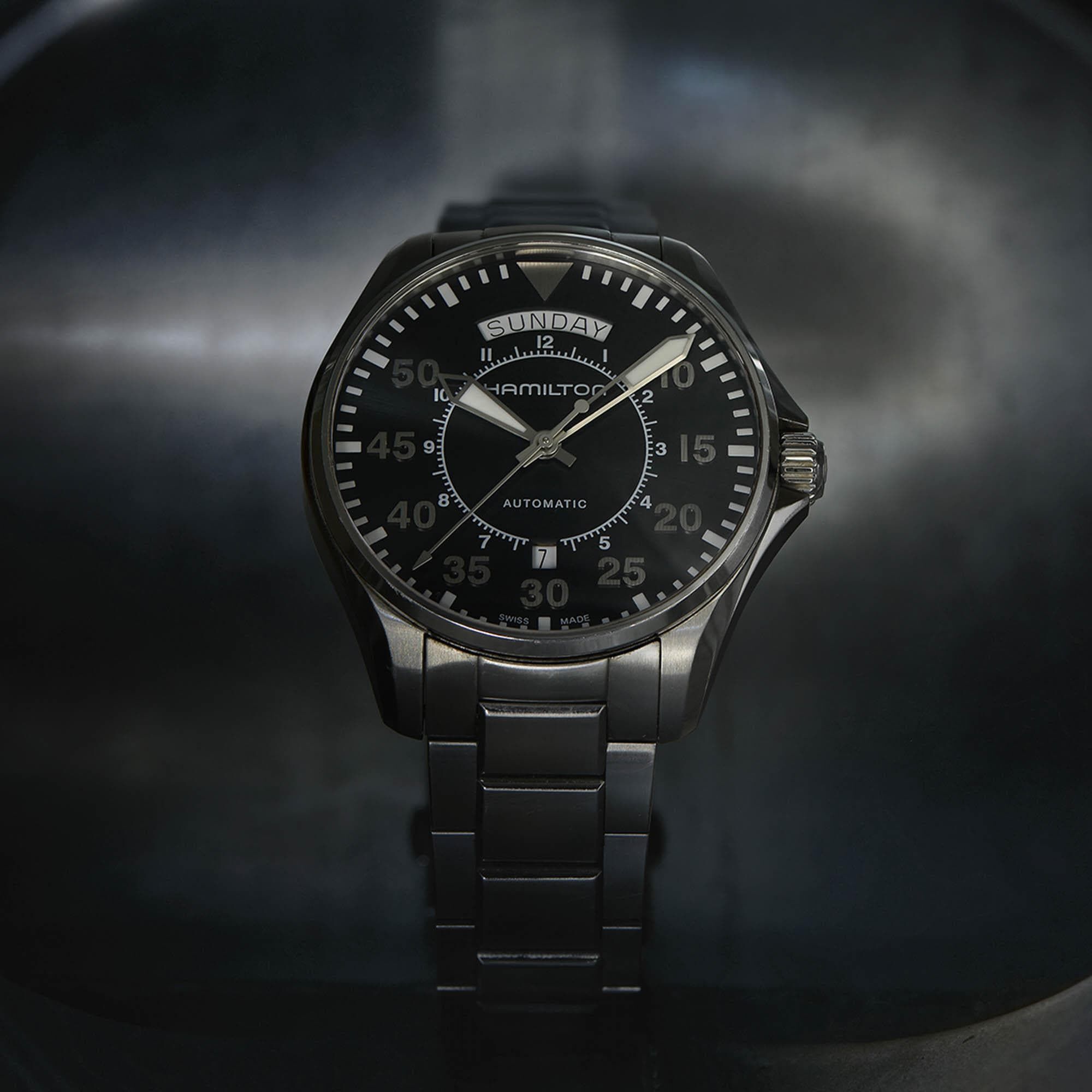 h64615135_photoshoot-movie-inspiration1 Hamilton Khaki Pilot Day Date Automatik H64615135 Herrenuhr