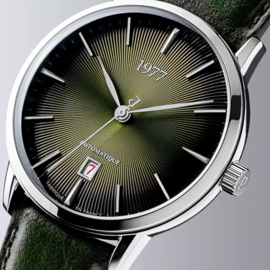 1977 EDMOND Automatique, 40 MM, Cadran Vert Olive, Bracelet Cuir Vert Men's Watch 1977P01177