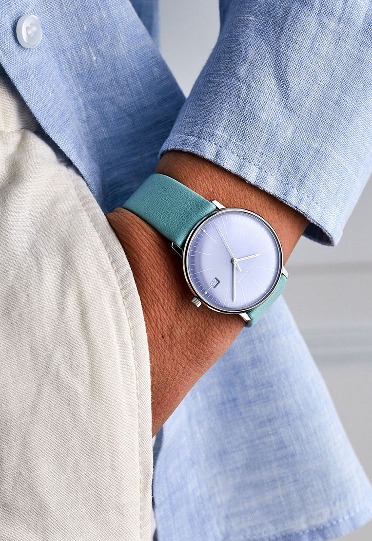 Junghans max bill Damen Türkises Lederband Damenuhr 47/4554.02