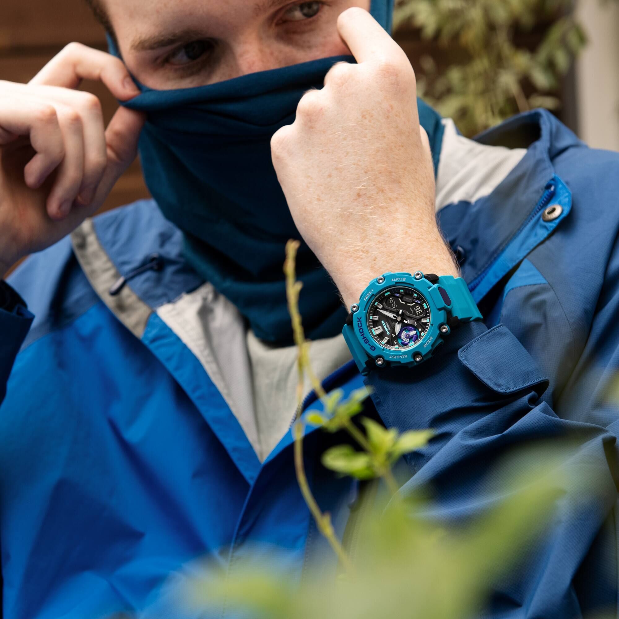 Casio G-Shock men's watch GA-2200-2AER Casio G-Shock men's watch GA-2200-2AER