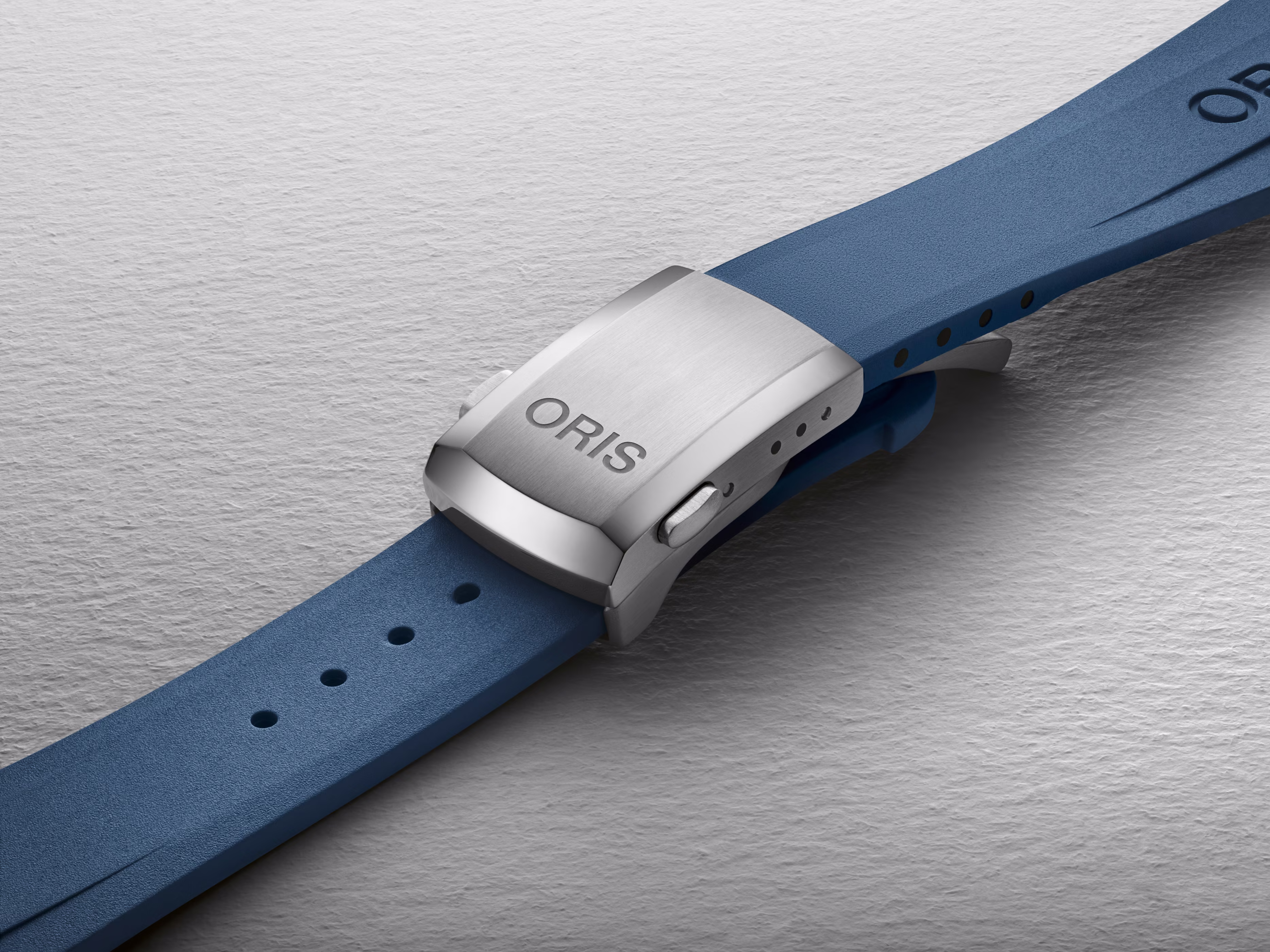 Oris men's watch Aquis 01 733 7789 4135-07 4 23 35FC Oris men's watch Aquis 01 733 7789 4135-07 4 23 35FC