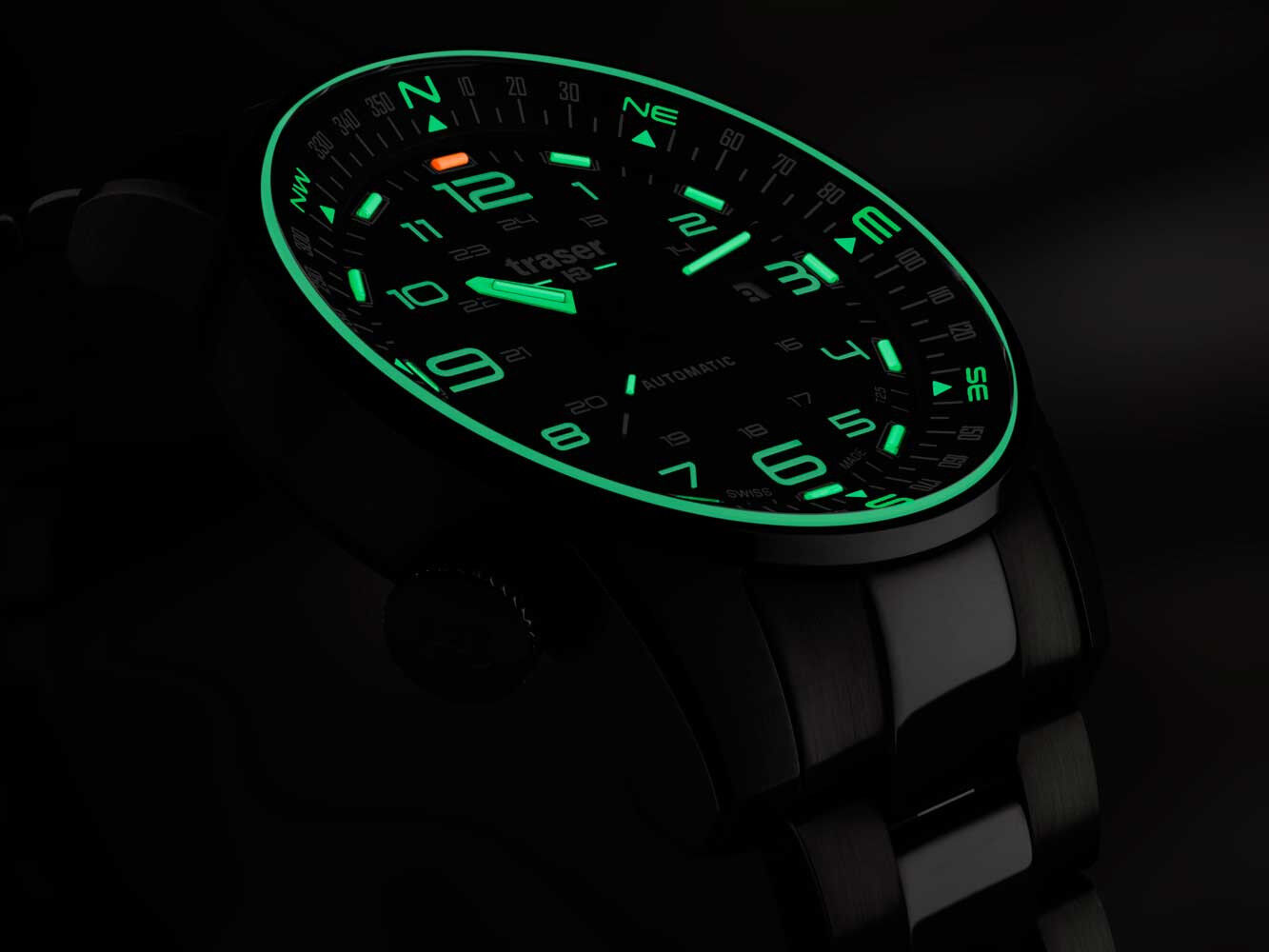 xtraser_109522_p68-automatic_black_mood-2_evening-pagespeed-ic-v7dkWJtCof Traser H3 P68 Pathfinder Automatic Black Herrenuhr 109522