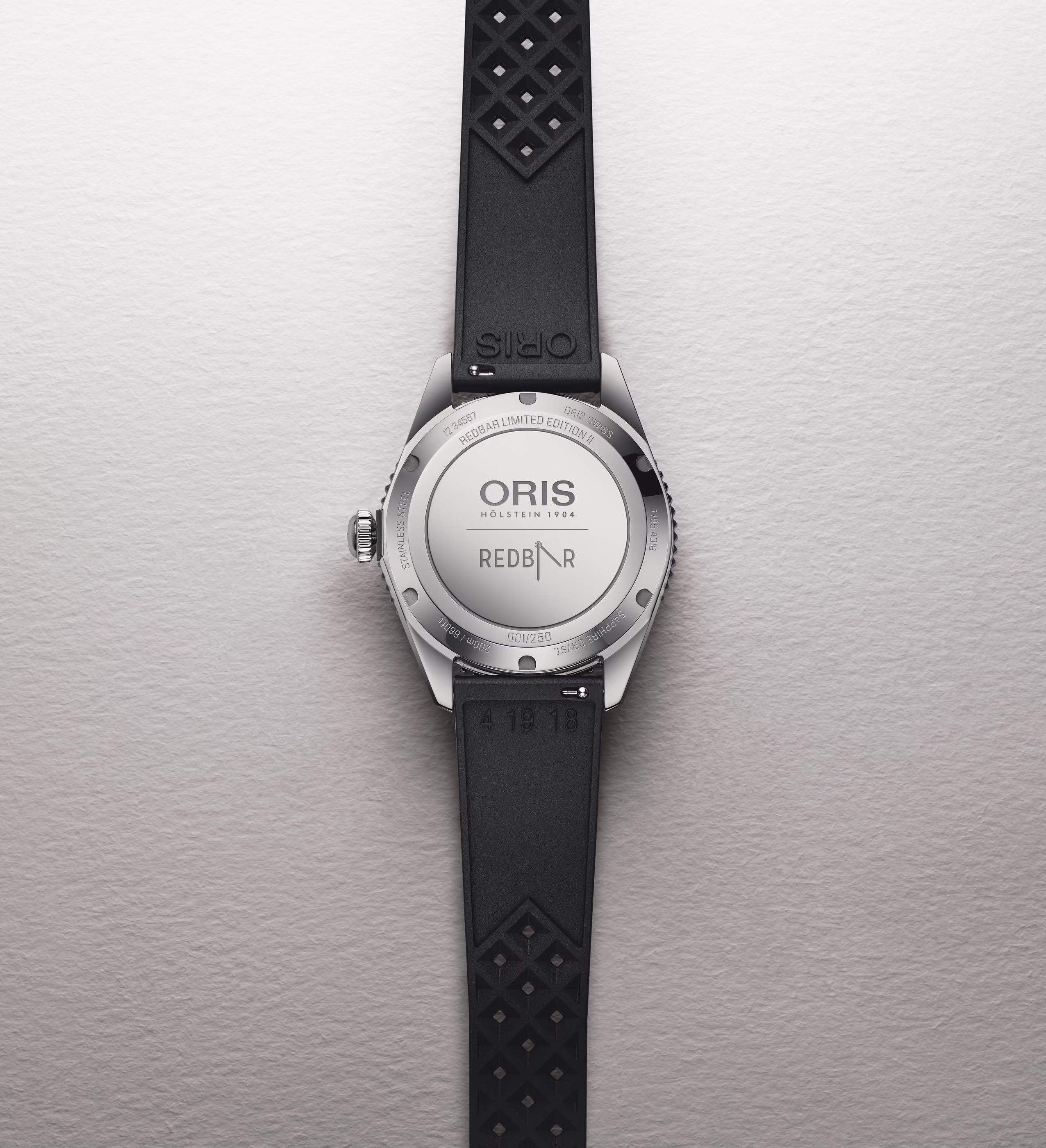Oris X RedBar Limited Edition II 39mm, ceramic bezel, rubber strap, diver's watch men's watch 01 733 7795 4018-Set