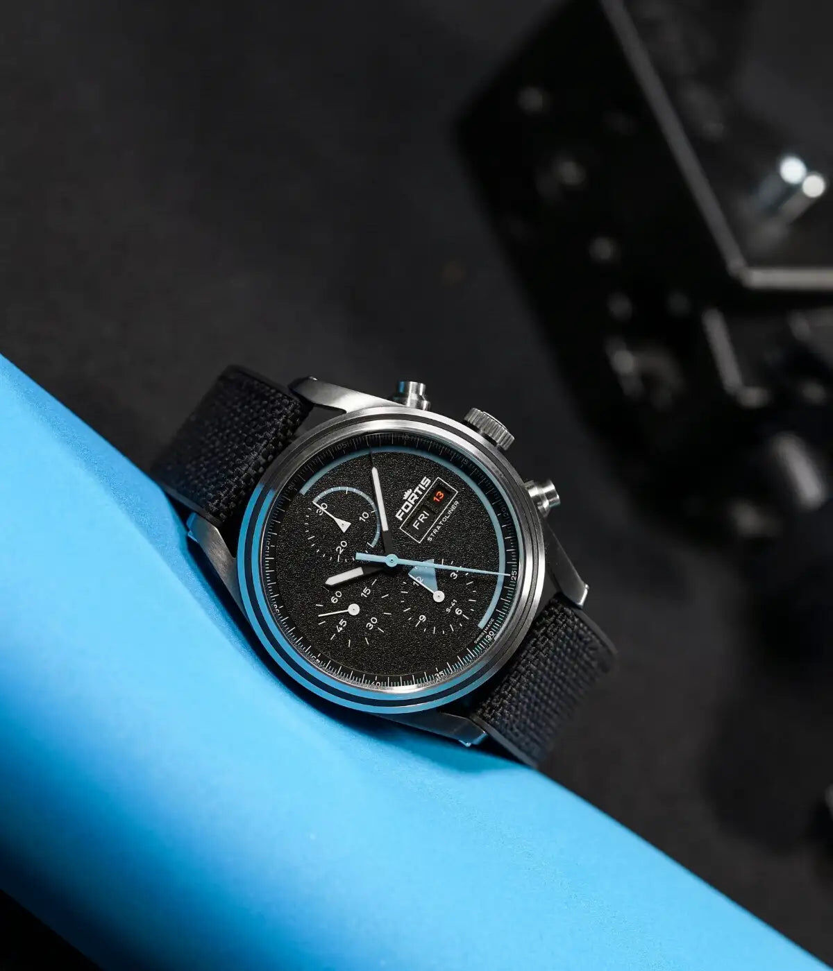 Fortis Stratoliner Gravity Black Herrenuhr F2340018