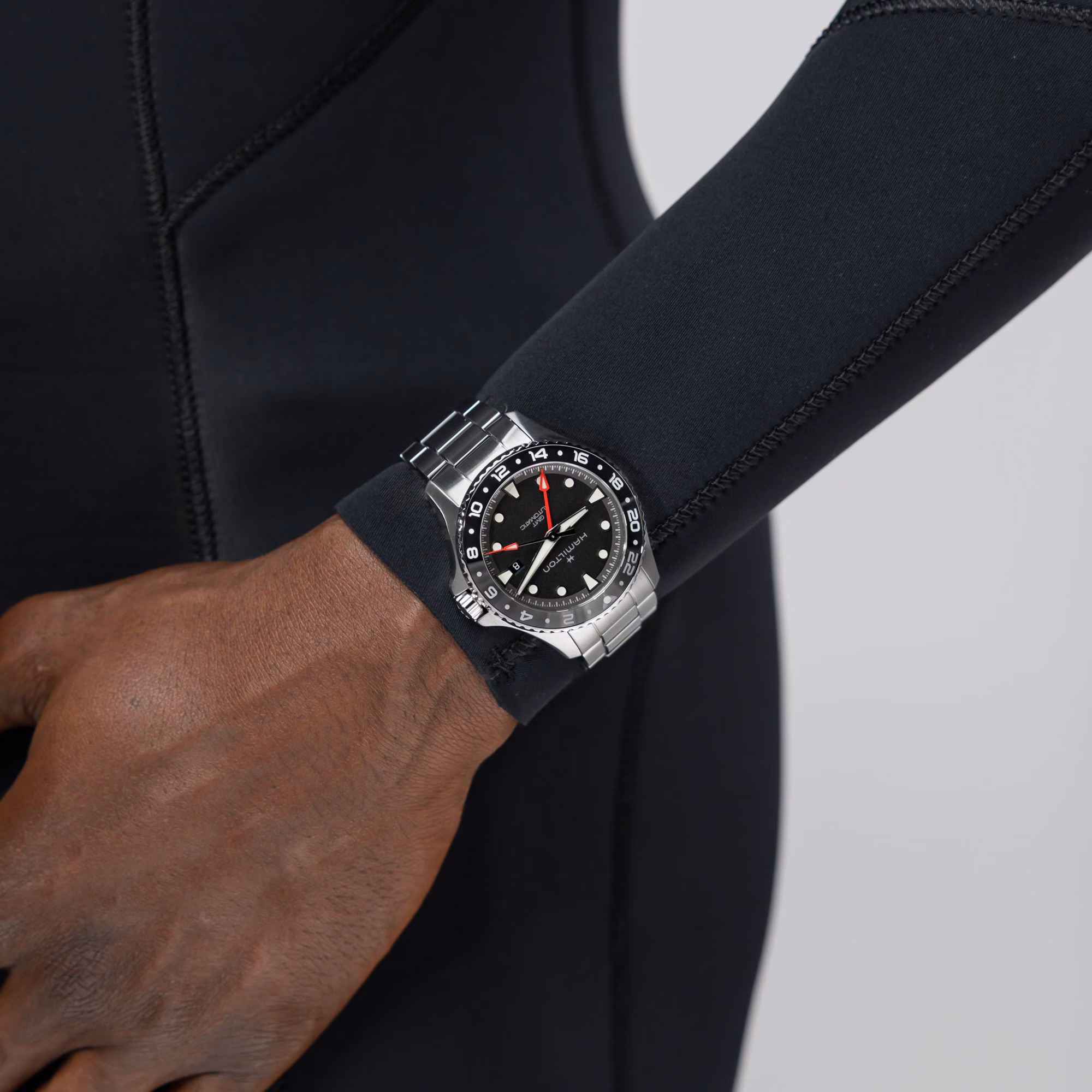 Hamilton KHAKI NAVY SCUBA AUTO Black GMT 43MM Men's Watch H82555130
