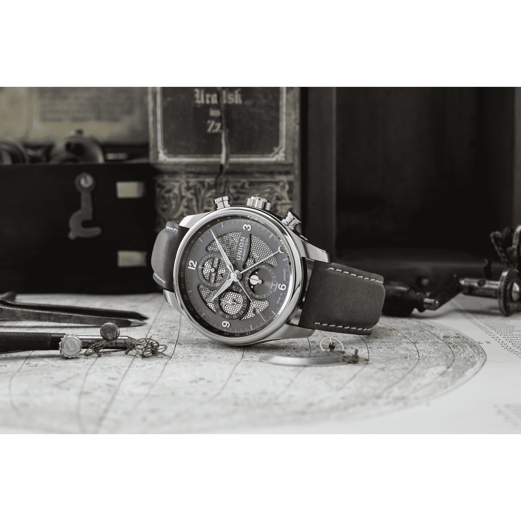 Union Glashütte Belisar Chronograph Mondphase Herrenuhr D009.425.16.087.00