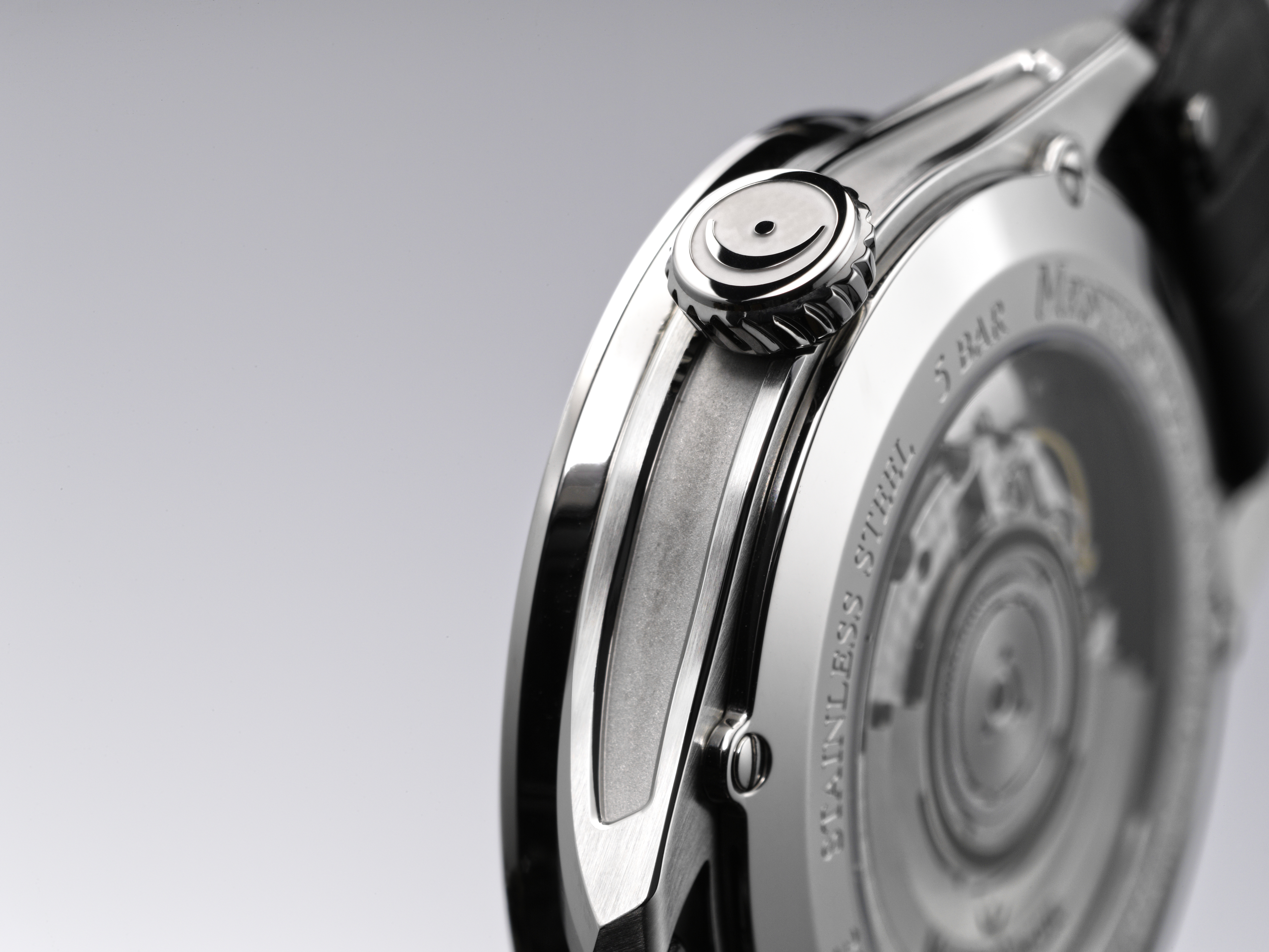 Meister Singer Panthero Jumping Hour - Schwarz, Automatikwerk, Rindsleder mit Krokoprägung, Schwarz glänzend Damenuhr PTJH902