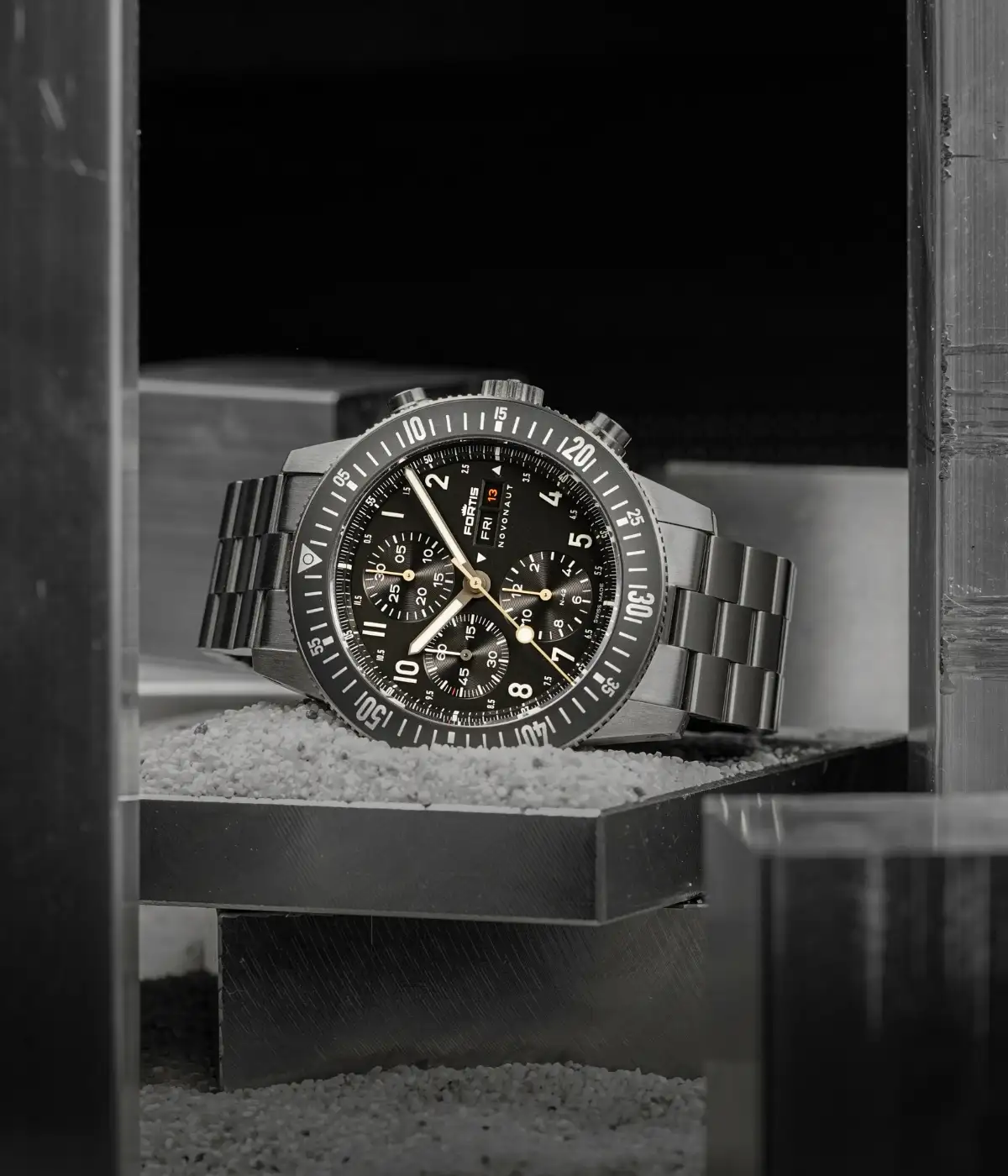 Fortis NOVONAUT N-42 Men's Watch F2040017  Fortis NOVONAUT N-42 Men's Watch F2040017