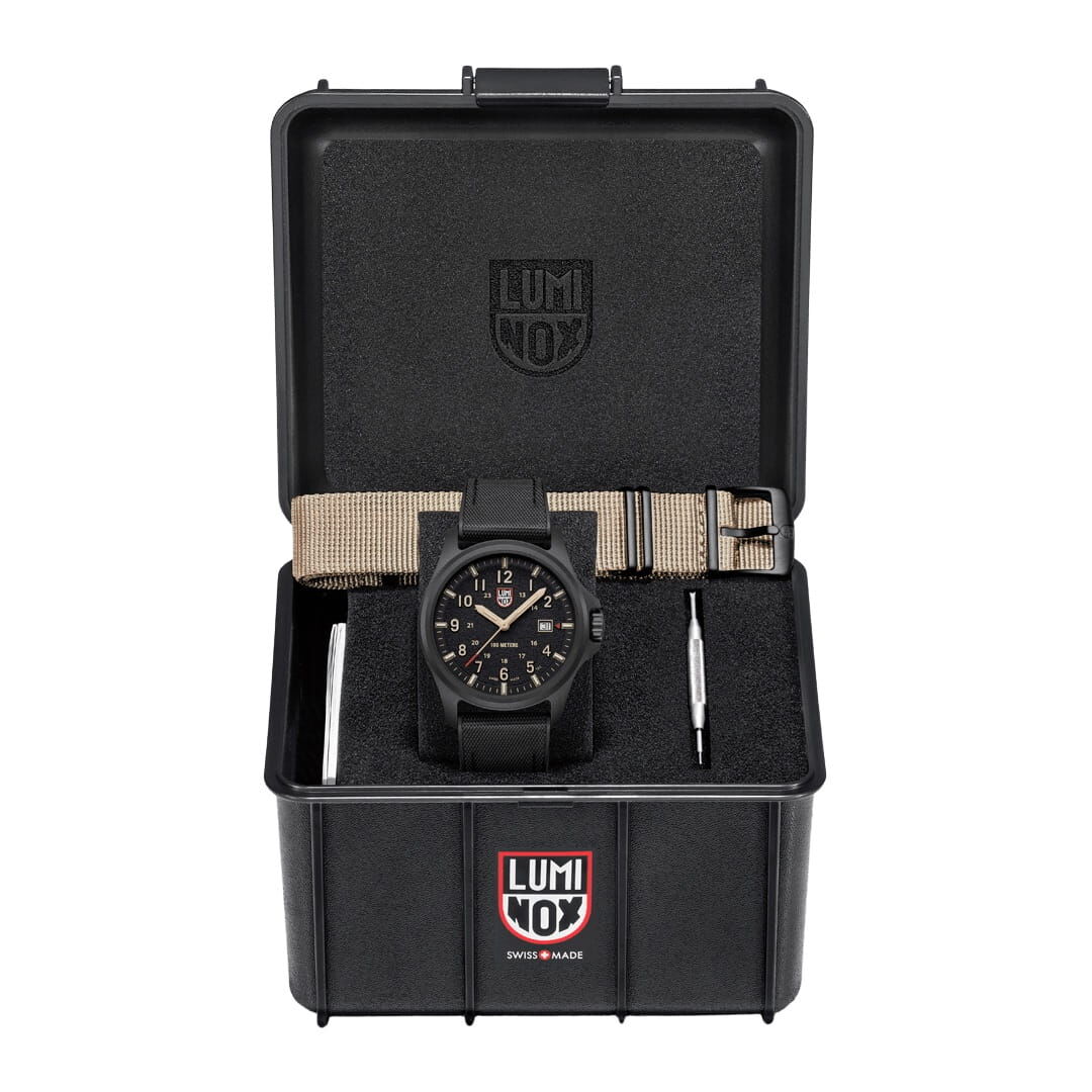 Luminox Atacama Field men's watch including interchangeable strap XL.1970.SET