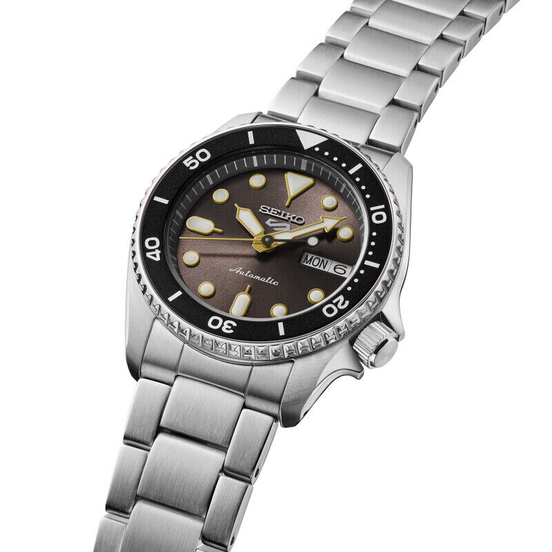 Seiko SKX Series Men's Watch SRPL79K1