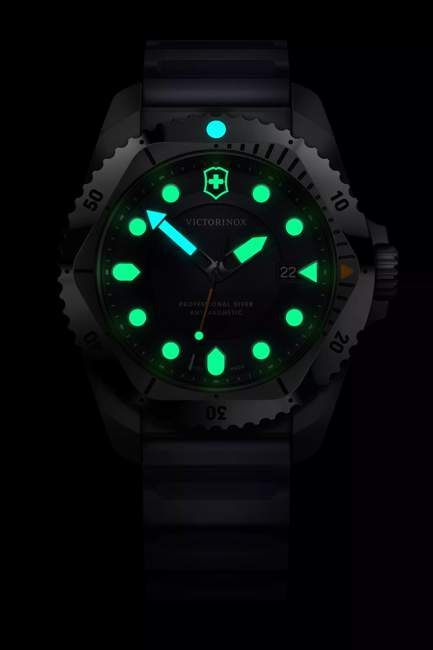 WAT_241991_NV-tif Victorinox Dive Pro Quartz Three hands Steel men's watch 241991