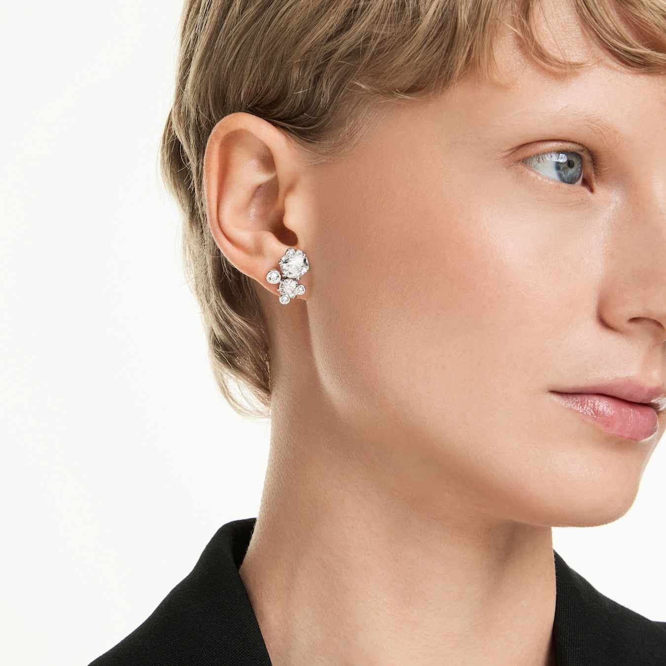 Swarovski Constella Ohrstecker, Rundschliff, Weiß, Rhodiniert