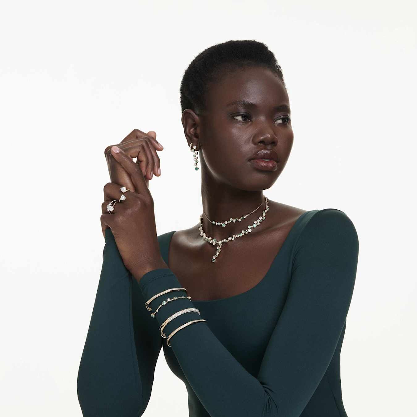 Swarovski Constella Drop-Ohrhänger Verschiedene Schliffe, Grün, 18k vergoldet