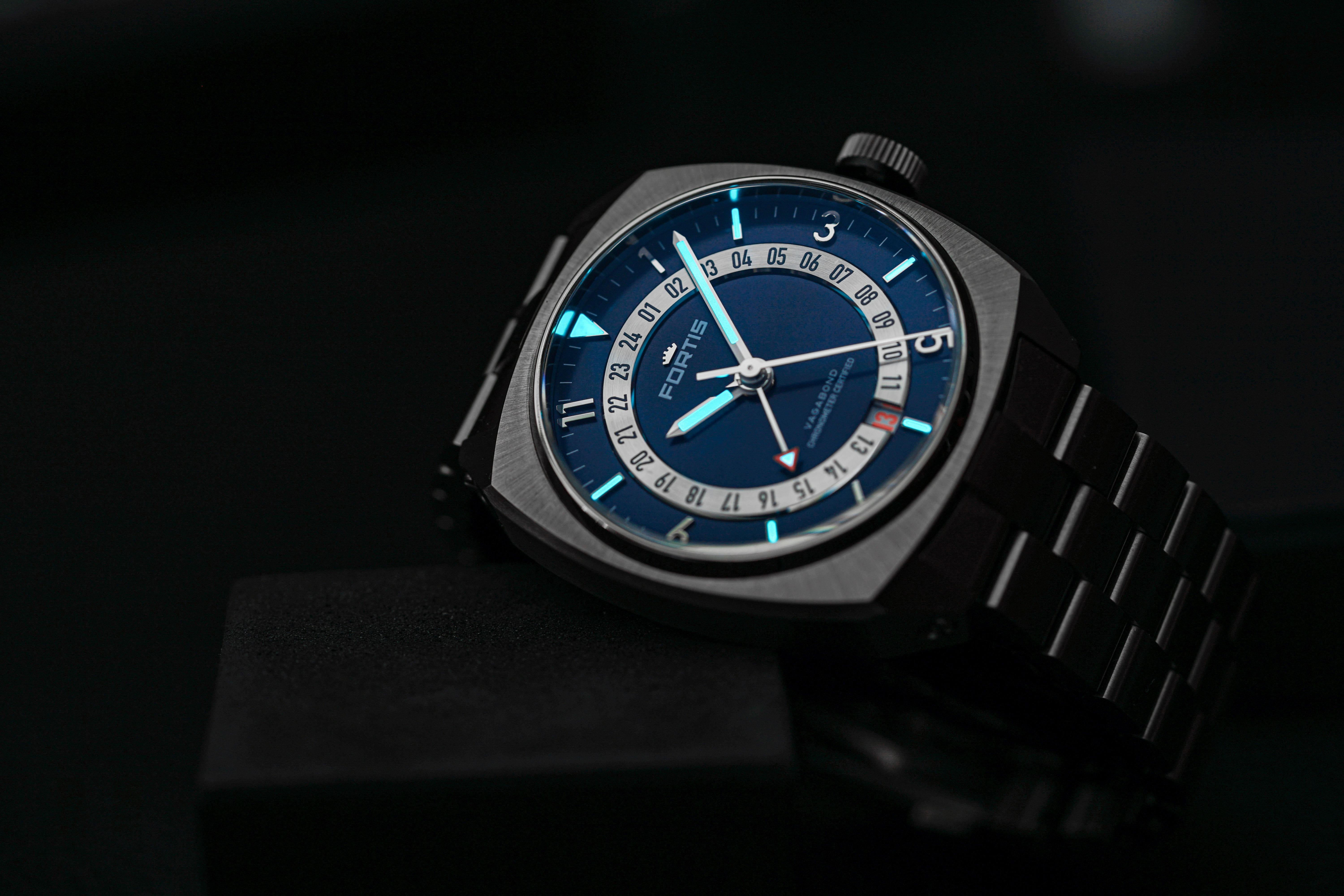 wkkJynsF Fortis VAGABOND V-40  Blue Dusk Herrenuhr F6660002