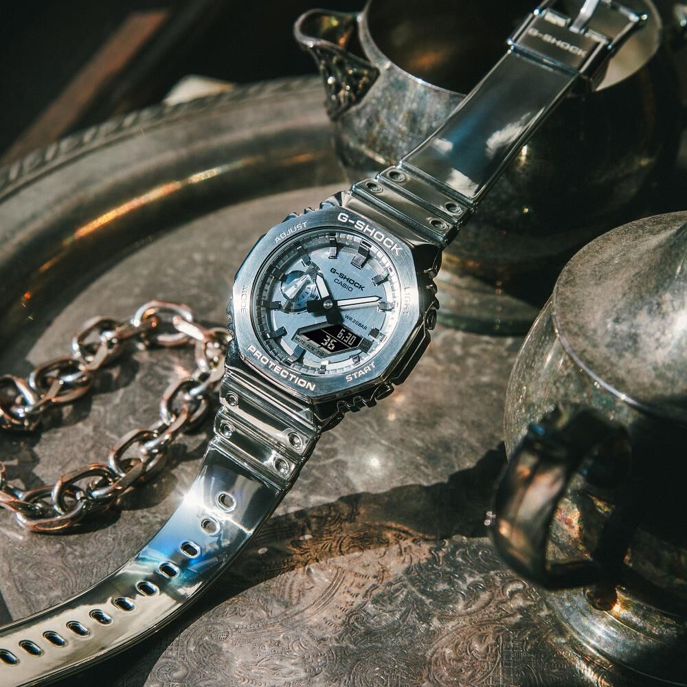 G-SHOCK Classic Men's Watch GM-2100YM-8AER G-SHOCK Classic Men's Watch GM-2100YM-8AER