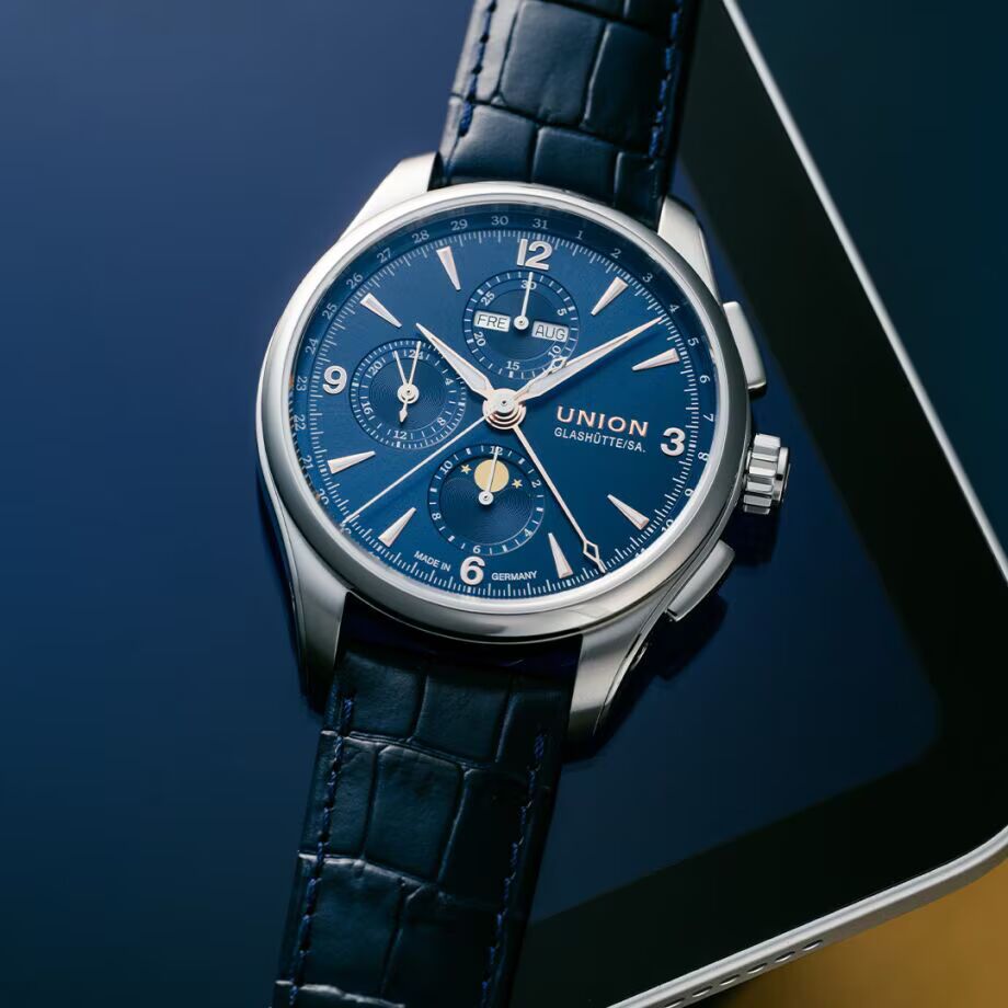 union_belisar_chronograph_mondphase_d014.425.16.047.01_mood_1_1080x1080.jpg