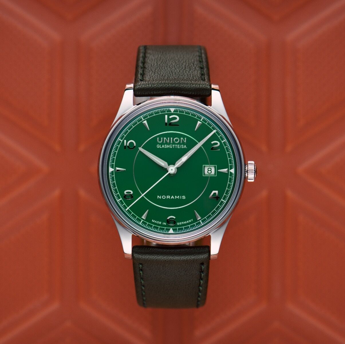 crop_union_d016-407-16-097-00_noramis_date_mood1_1679406470-387 Union Glashütte Noramis Data men's watch D016.407.16.097.00