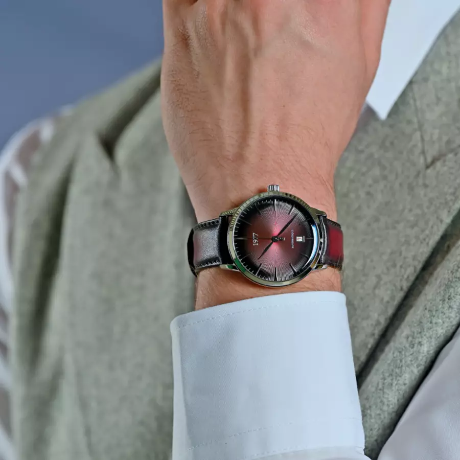 1977 EDMOND Automatique, 40 MM, Cadran Lie-de-vin, Bracelet Cuir Lie-de-vin Men's Watch 1977P01155