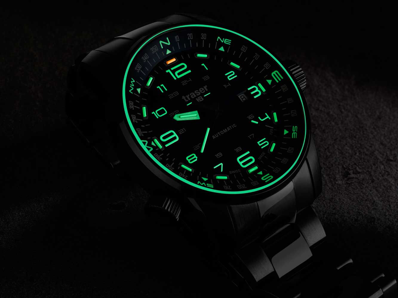 xtraser_109522_p68-automatic_black_mood-1_evening-pagespeed-ic-TlFq_mYUcY Traser H3 P68 Pathfinder Automatic Black Herrenuhr 109522