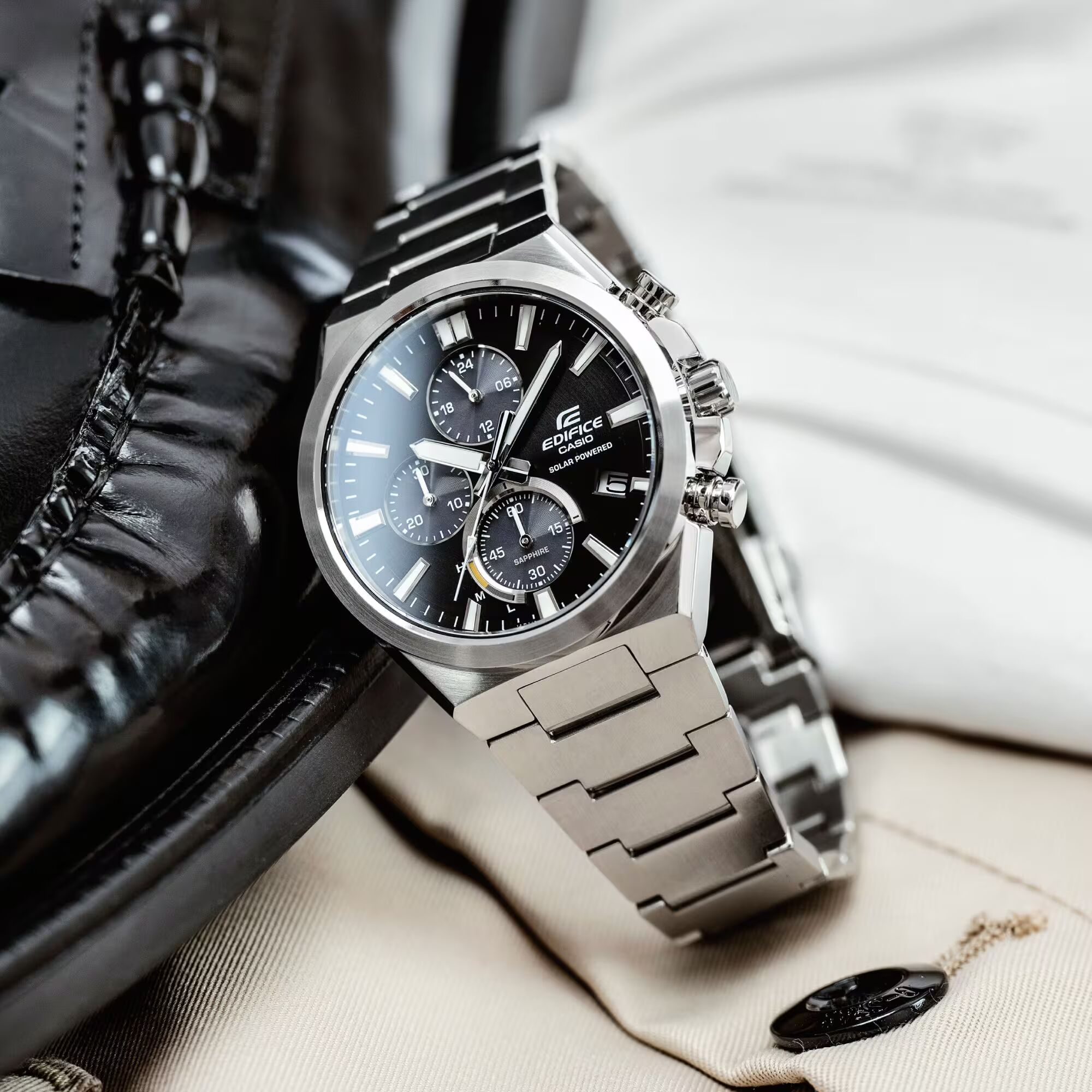 Casio Edifice Solarbetriebener Chronograph Herrenuhr EFS-S630D-1AVUEF Casio Edifice Solarbetriebener Chronograph Herrenuhr EFS-S630D-1AVUEF