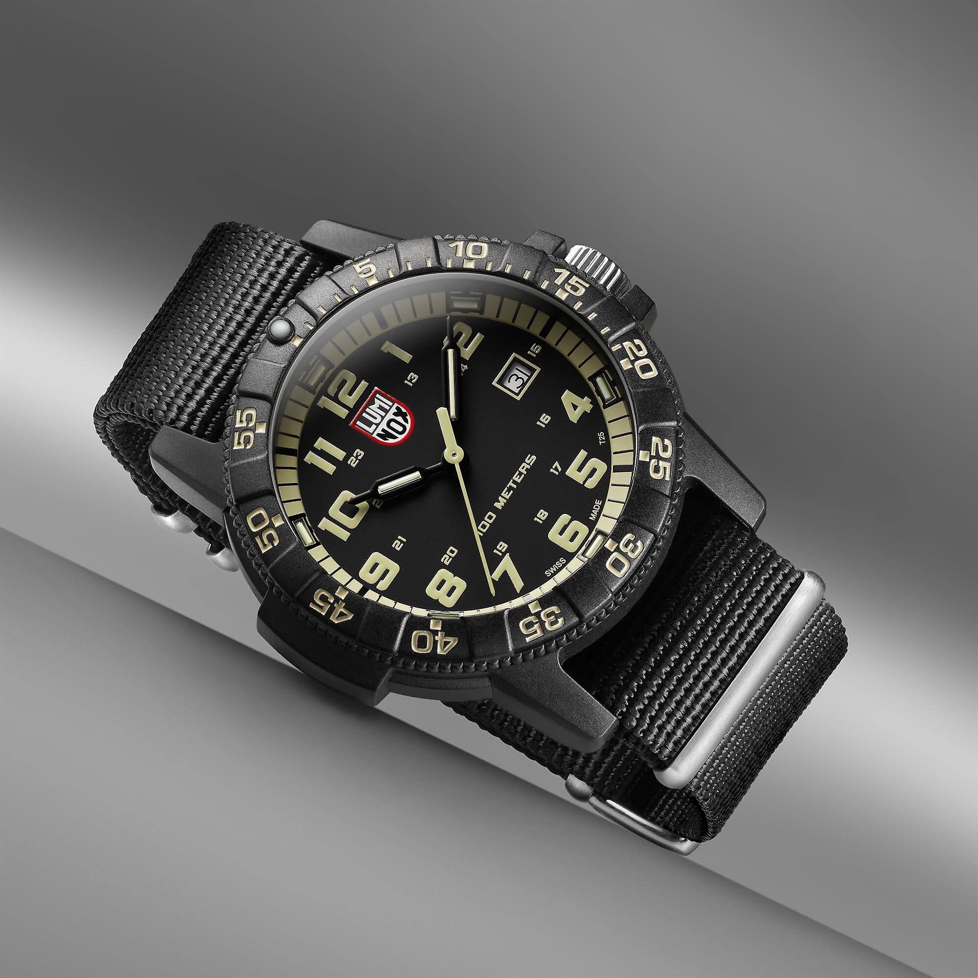 Luminox LEATHERBACK SEA TURTLE GIANT 0320 SERIES Herrenuhr