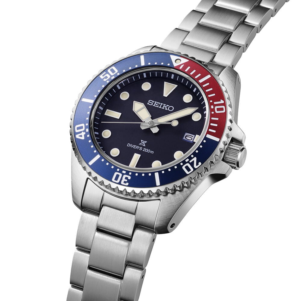 uhr-taucheruhr-solar-zifferblatt-blau-lunette-pepsi Seiko Prospex Solar Diver's Herrenuhr SNE595P1