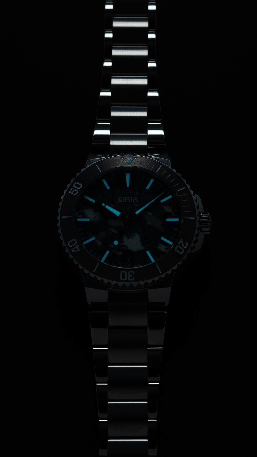 Oris men's watch Aquis 01 400 7790 4150-07 8 23 02PEB Oris men's watch Aquis 01 400 7790 4150-07 8 23 02PEB