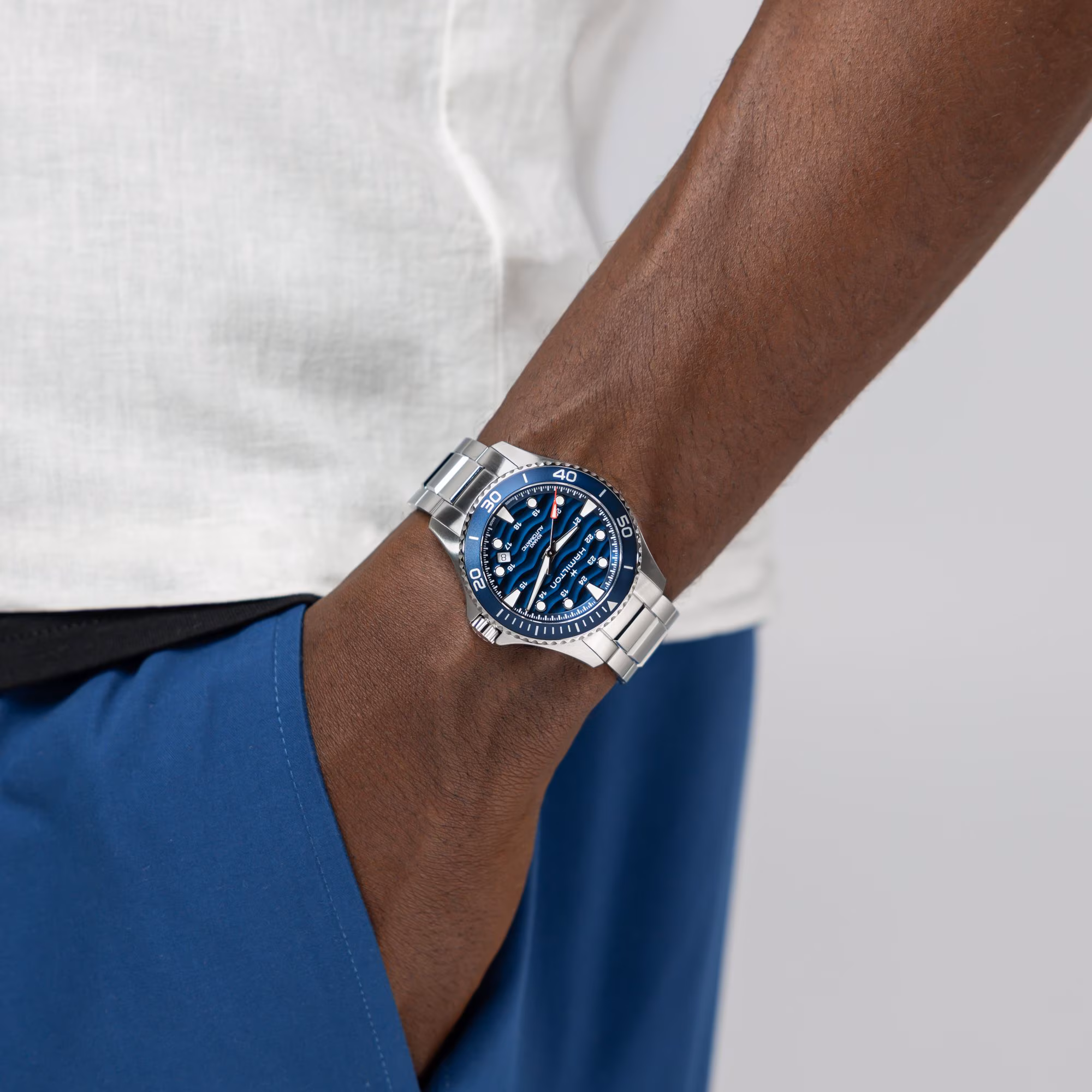 Hamilton Khaki Navy Scuba Auto 40 mm, Blue, 80 Hour Power Reserve Men's Watch H82425140