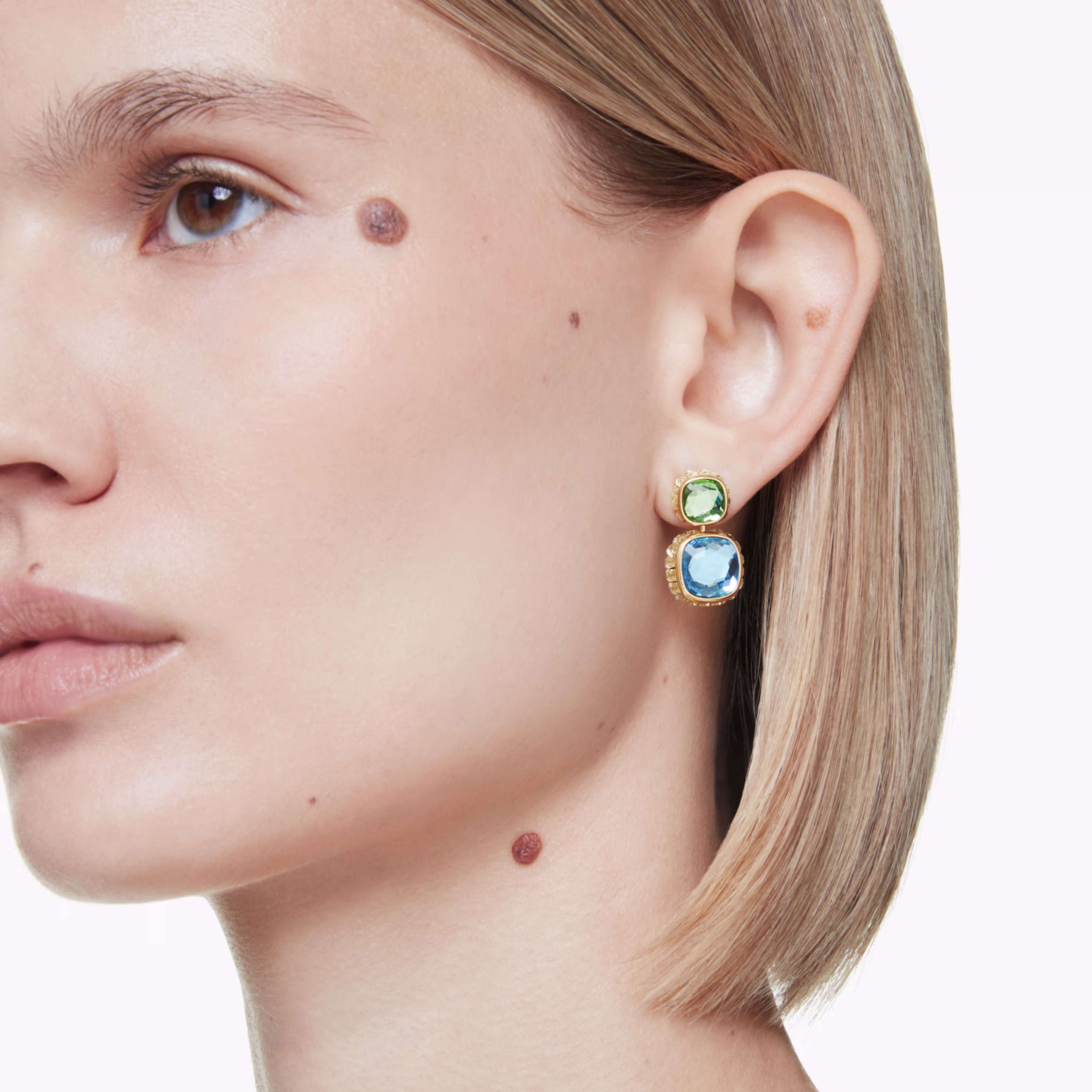 Swarovski Chroma Drop-Ohrhänger Kissenschliff, Mehrfarbig, 18k vergoldet